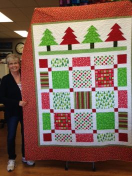 wendy-white-christmas-quilt