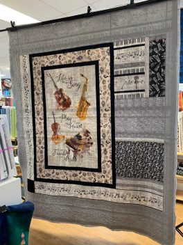 betsy-hartwick-back-of-music-quilt