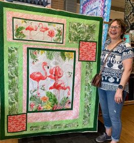 leslie-heppner-flamingo-quilt