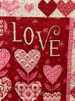 christine-drewe-custom-quilting-close-up