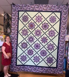 leslie-heppner-kaliedascope-quilt-purple