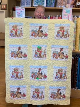 gloria-barlow-yellow-baby-quilt