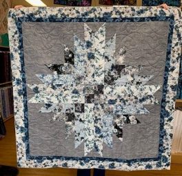 linda-anderson-large-star-blues-greys