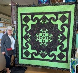 audrey-bulk-black-and-green-batik-quilt
