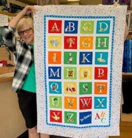 christine-kenward-dr-suess-alphabet-quilt