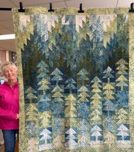 anne-lewis-forest-with-stonehenge-fabrics-quilt