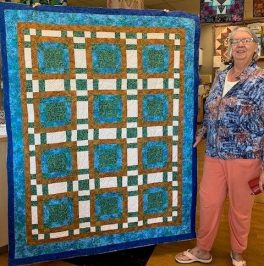 karen-webb-peacock-blues-fabric-quilt