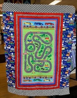 sharon-gloyn-racetrack-back-of-i-spy-quilt