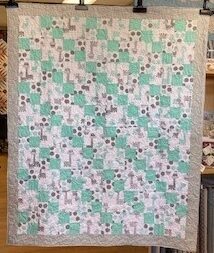 gloria-barlow-grey-turquoise-quilt