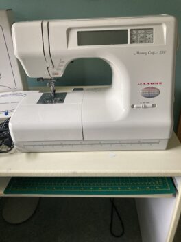 Janome 5700